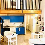 Galliera Apartment *